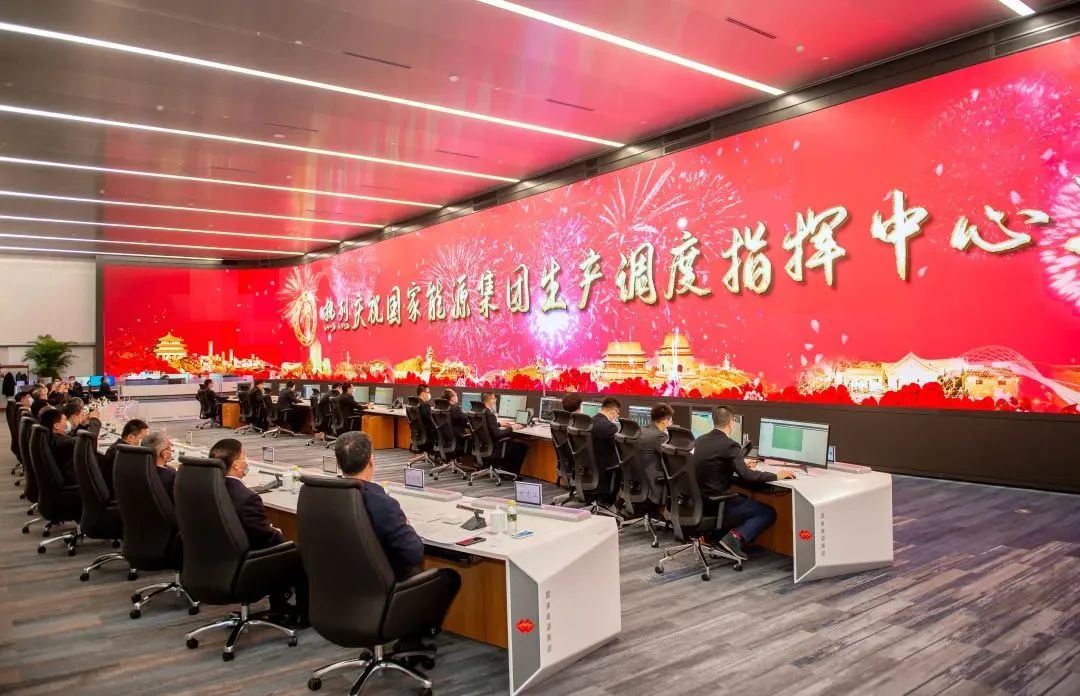 接受领导人检阅 | 今年会·(jinnianhui)金字招牌智能显示助力紫金山实验室展现强劲创新力